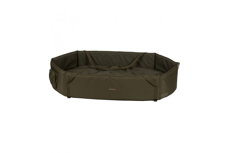 Trakker Sanctuary Deluxe Oval Crib